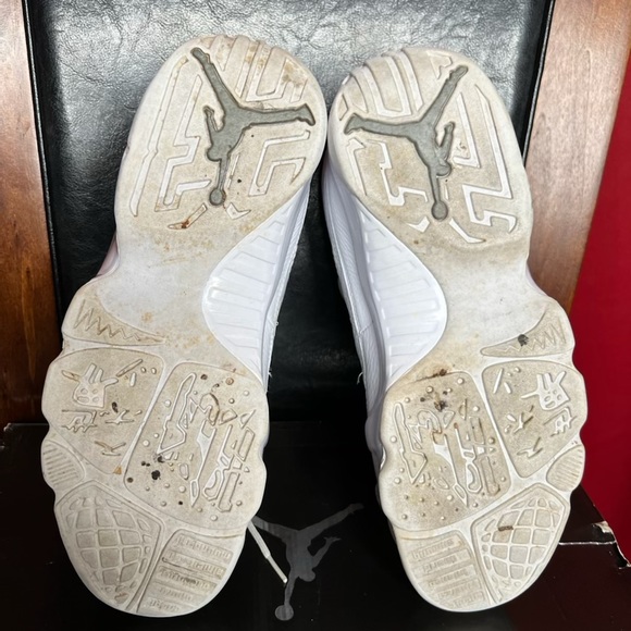 AIR JORDAN 9 RETRO - Picture 5 of 6